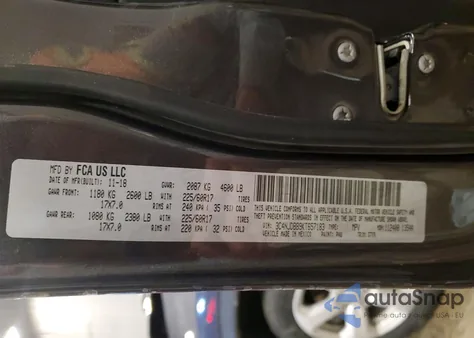 2019 Jeep Compass Latitude z USA, uszkodzony, nr VIN 3C4NJDBB9KT657183